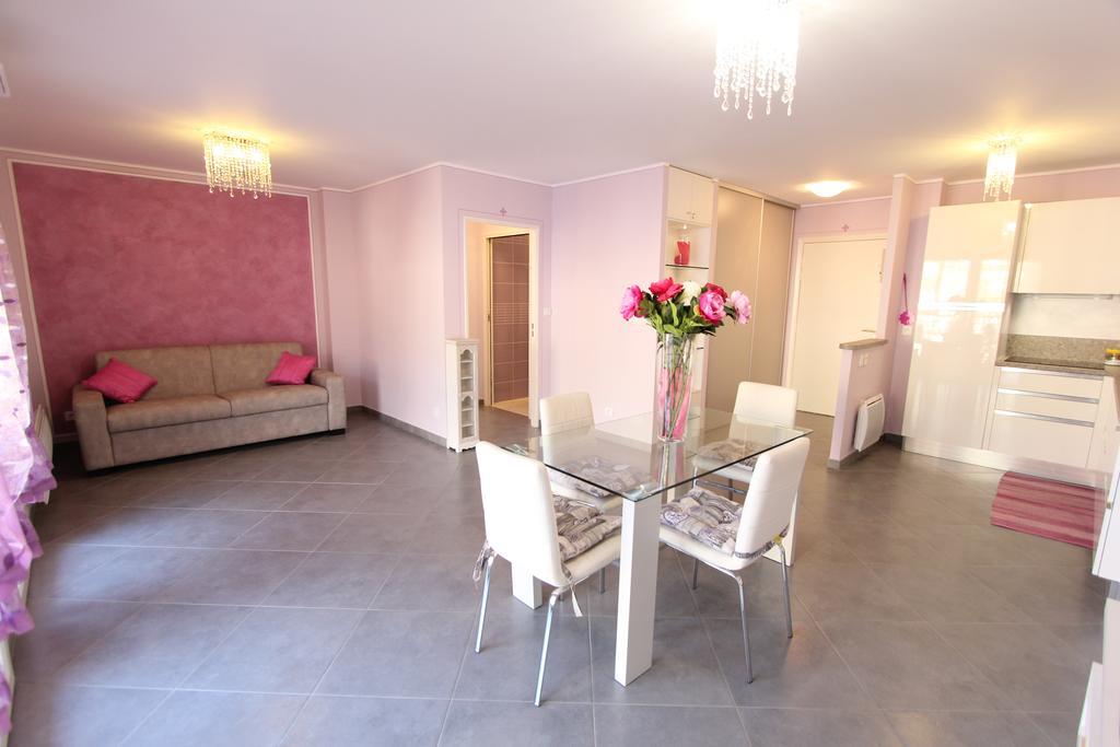 Appartement Lilla By Connexion Menton Eksteriør bilde